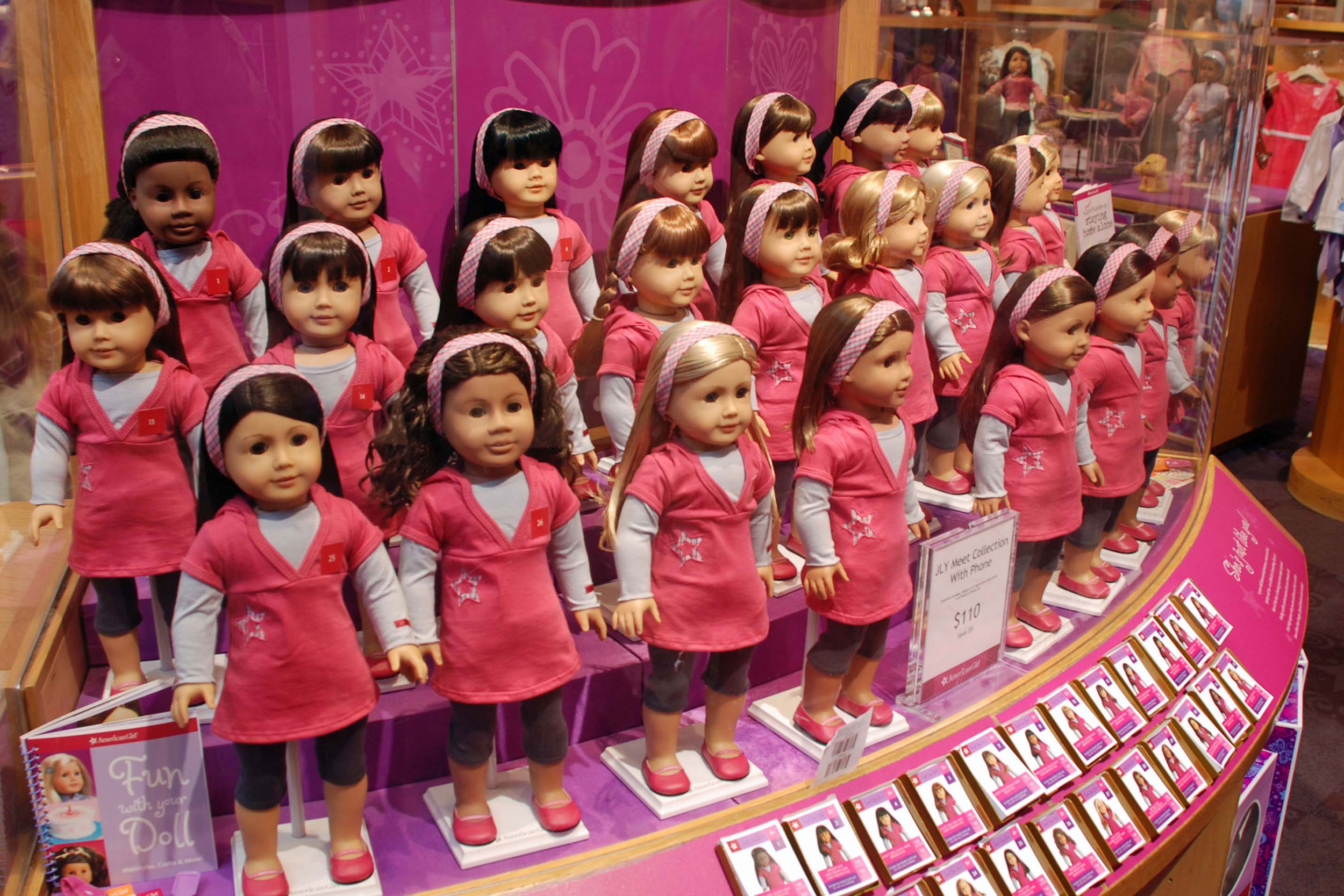 Dolls store. Куклы American Doll. Американ герл долл кукла. Магазин American girl place. АГ Американ герл.