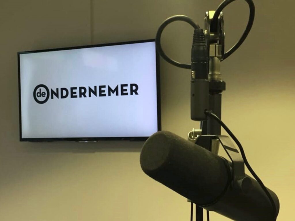 Terugluisteren: Lori van Waes over de retailrecessie in een radio-uitzending van De Ondernemer
